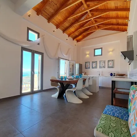 Vila Albatross Sivota