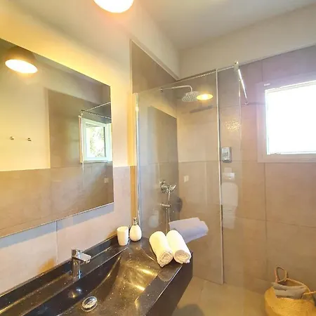 Albatross Villa Syvota