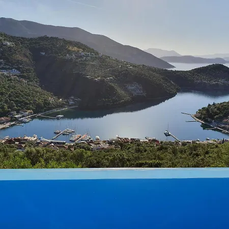 Albatross Villa Sivota